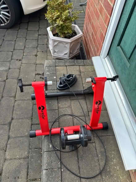 Photo of free Velo bike trainer (Seaton Delaval NE25) #1