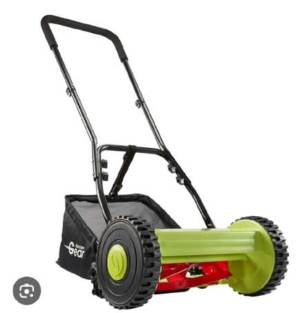 Photo of Push mower (Taunton Killams & Mountfield District Ward TA1) #1