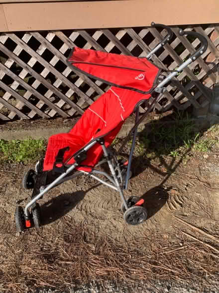 Photo of free Stroller (San bruno avenue) #2