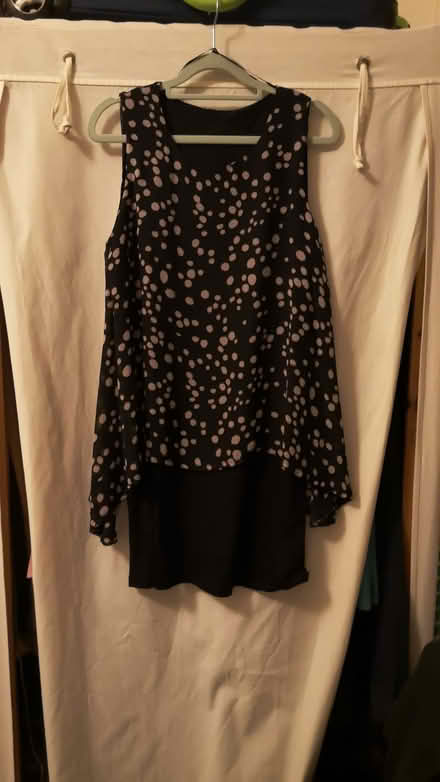 Photo of free Women's Clothes (DN21, Gainsborough) #1