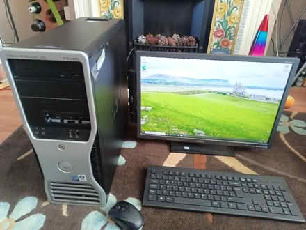 Photo of free Dell Computer (DA12) #1