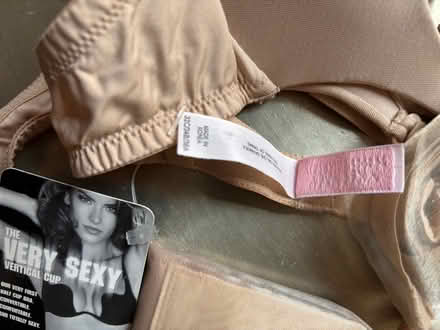 Photo of free NEW Victoria’s Secret bra (Rego Park) #3