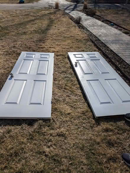 Photo of free 5 interior doors (Trumbull, CT) #2