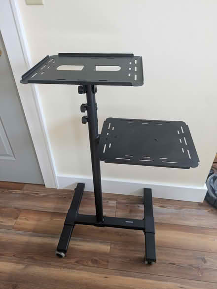 Photo of free Projector Stand (Tivoli) #1