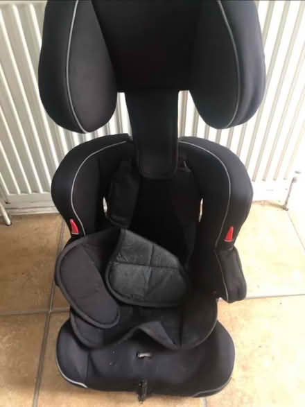 Photo of free Children’s car seat (BD8) #1