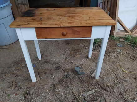 Photo of free cute rustic desk (grass valley) #1