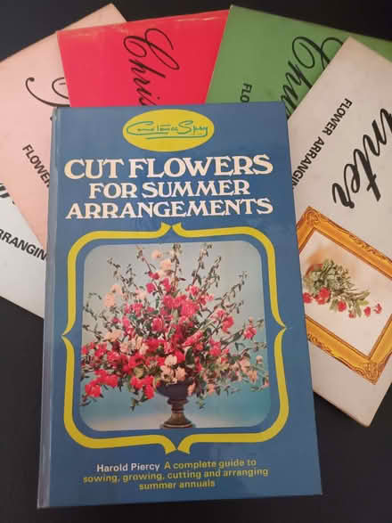 Photo of free Flower arranging books (Franche DY11) #2