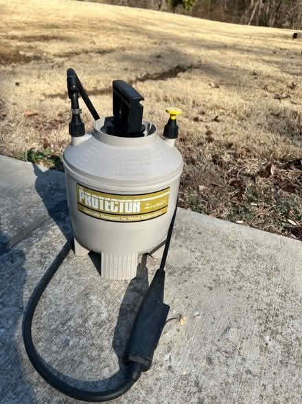 Photo of free Sprayer (Huntingtown, Md.) #1