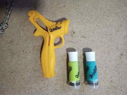 Photo of free DohVinci gun and two refills (Stockport SK4) #1