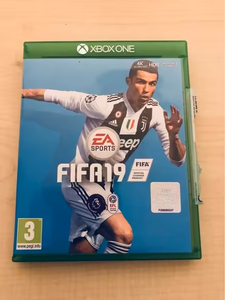 Photo of free FIFA 19 for XBox One (Heswall CH60) #1