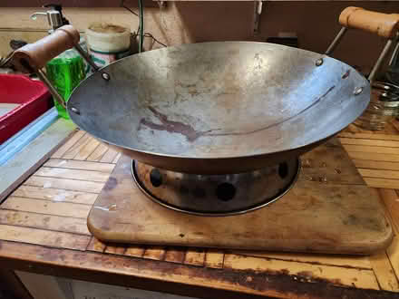 Photo of free Wok with stand (Central District/Madrona) #1