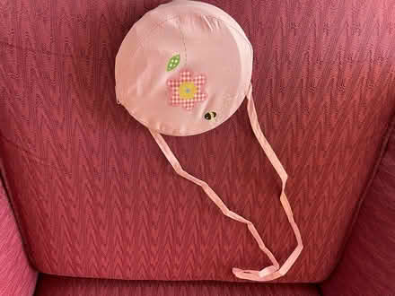 Photo of free Easter/gardening hat (Kings Contrivance, Columbia) #3