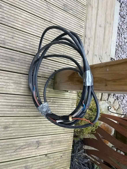 Photo of free Armoured electricity cable (Dresden ST3) #1