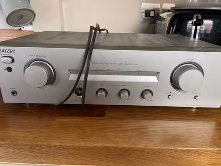 Photo of free Sony Amp (Harrogate HG2) #2