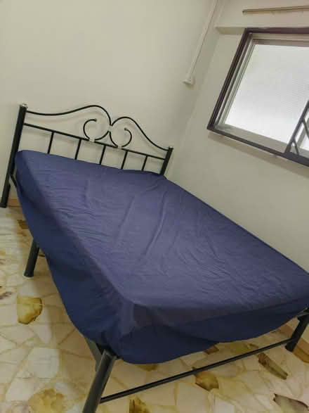 Photo of free Queen size bed (Jurong west street 52) #1