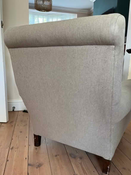 Photo of free Upholstered chair (BN41) #4