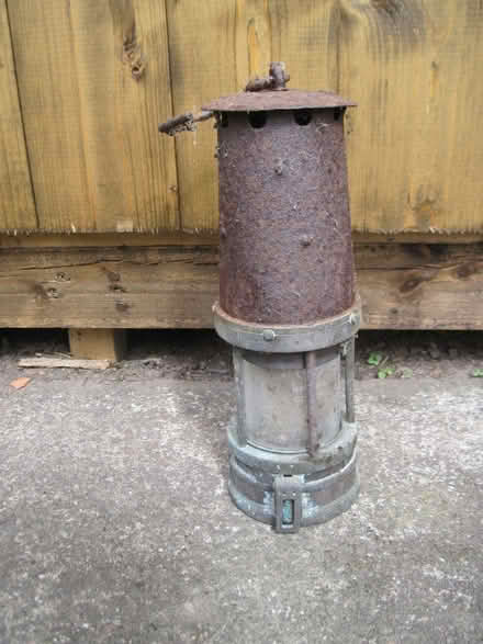 Photo of free miner's lamp (Cambuskenneth FK9) #1