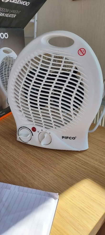 Photo of free Fan heater (lightly used) (Tonbridge) #2