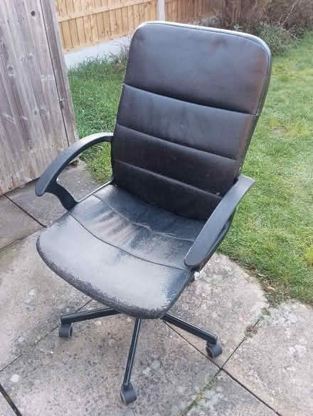 Photo of free Office chair (Wollaton Park NG8) #1