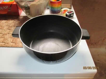 Photo of free Small non-stick Dutch oven-type Pot (Seattle - Greenlake) #1