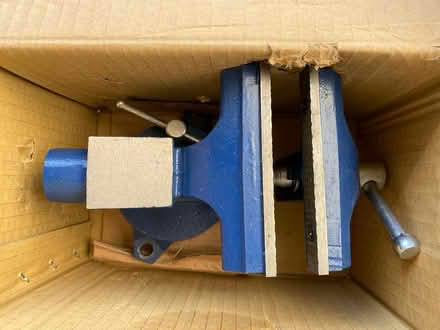 Photo of free Workbench Vise - did not use (Midtown Palo Alto) #1