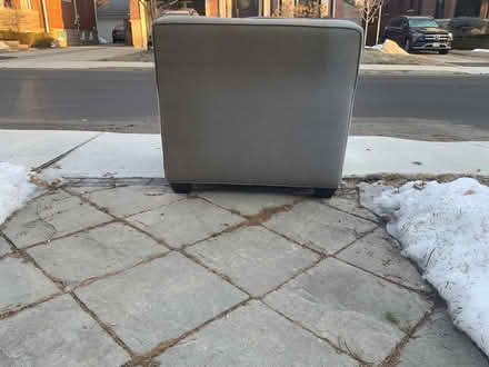 Photo of free large arm chair (Yonge/Lawrence) #2