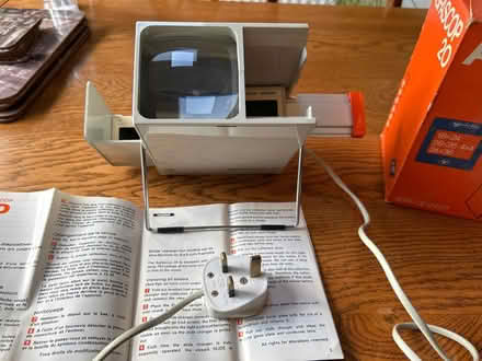 Photo of free Slide viewer (Tolworth KT6) #4