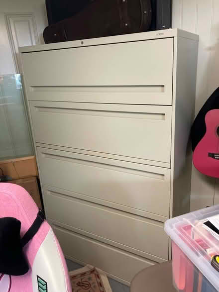 Photo of free HON 5-drawer lateral file cabinet (Presidio) #4