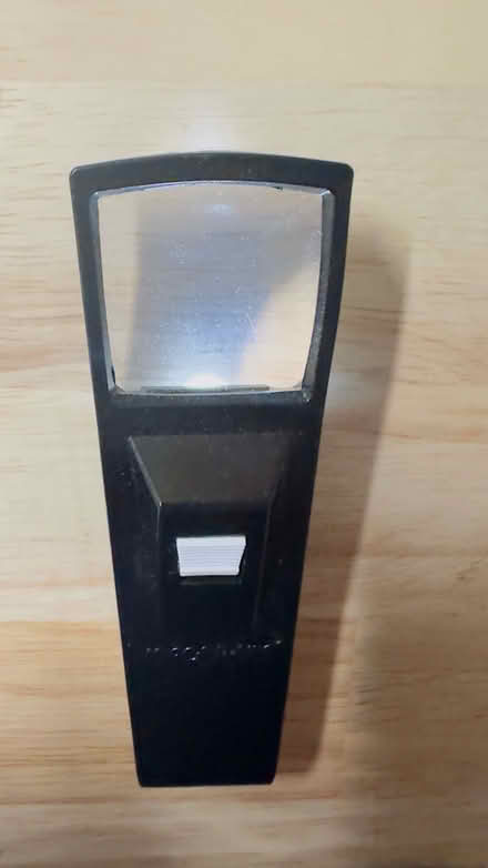 Photo of free Magna light magnifier light (Korea town) #2