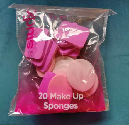 Photo of free 18 Make Up Sponges (Castle Ward Lancaster) #1