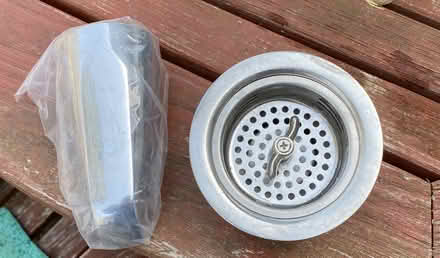 Photo of free Sink strainer & tub spout (Ridgefield, CT) #1