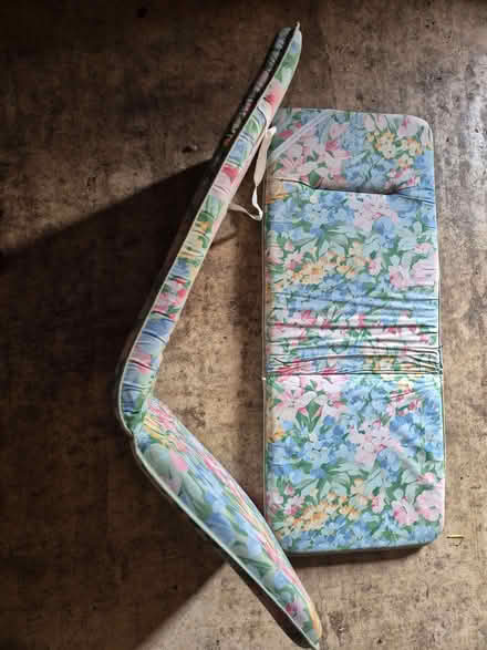 Photo of free Seat cushions (Biddestone SN14) #1