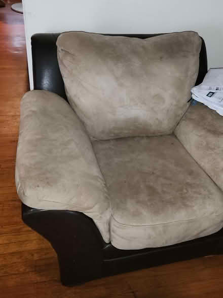 Photo of free Comfy chair (Temple Hills,MD) #2