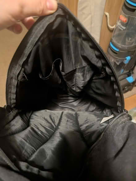 Photo of free Green and black backpack (CO2, Hythe) #2