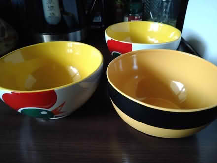 Photo of free 3 kellogs breakfast bowls (Harrogate HG2) #4