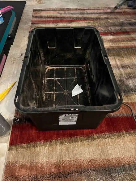 Photo of free Cat litter box (Middletown) #2