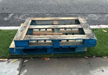 Photo of free Wood pallets (West LA) #1