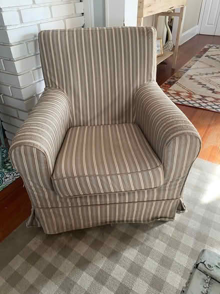 Photo of free Fabric chair (Bridgeport ct) #2