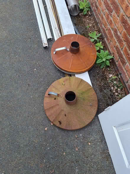 Photo of free Burner lids (Walton Summit PR5) #1