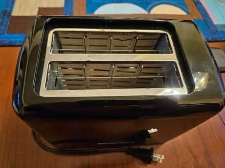 Photo of free Toaster (Wormans Mill Frederick) #1