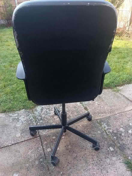 Photo of free Office chair (Wollaton Park NG8) #3