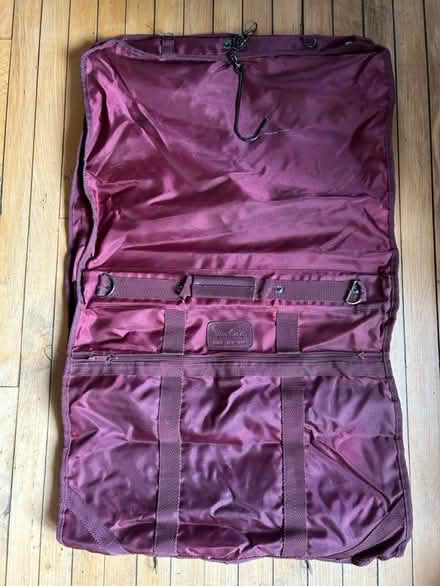 Photo of free Hanging Travel Garment/Suit Bag (Wilmette) #2