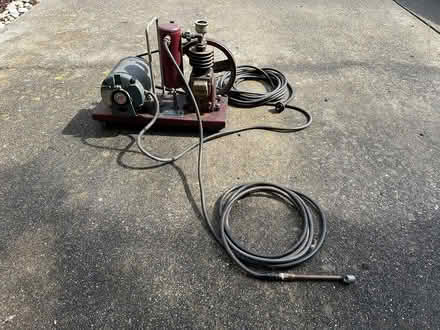 Photo of free Antique air compressor / air pump (Benicia) #1