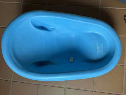 Photo of free Baby Bathtub (Chevy Chase/Friendship Heights) #1