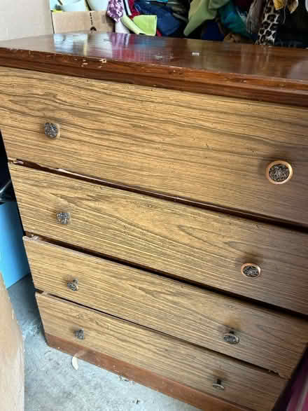 Photo of free chest of drawers (Mar vista) #1