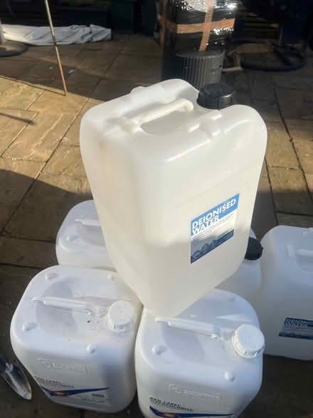 Photo of free water containers (Skerton LA1) #2