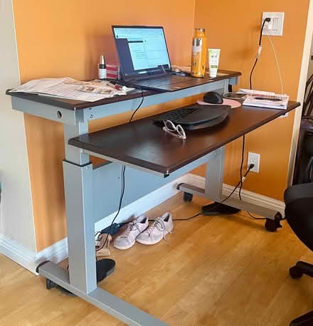 Photo of free Standing desk (hand cranking) (Near Alameda exit of Hwy 92) #1