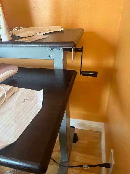 Photo of free Standing desk (hand cranking) (Near Alameda exit of Hwy 92) #3