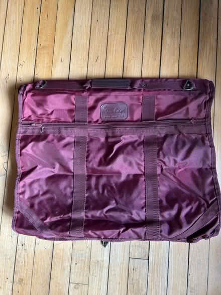 Photo of free Hanging Travel Garment/Suit Bag (Wilmette) #1