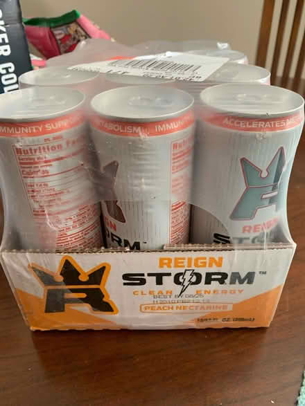 Photo of free Reign and Aspire energy drinks (Elmhurst (Rt 83 & St. Charles)) #1